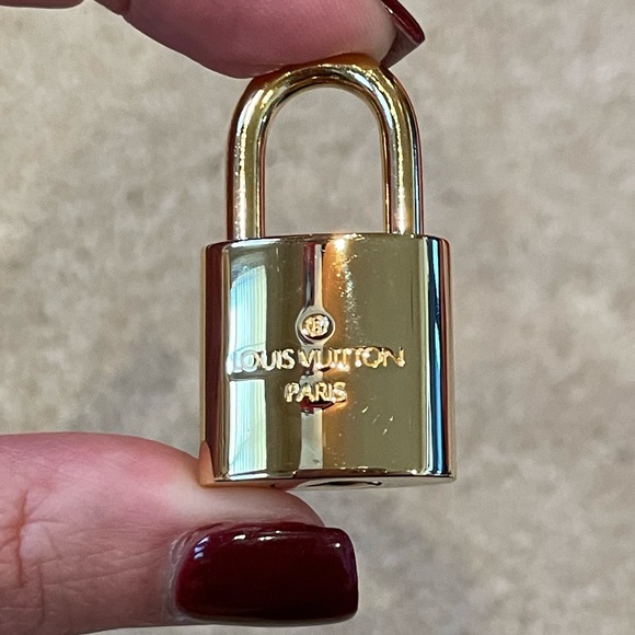 Louis Vuitton by the pool speedy 20 in pink - Picture 3 of 17